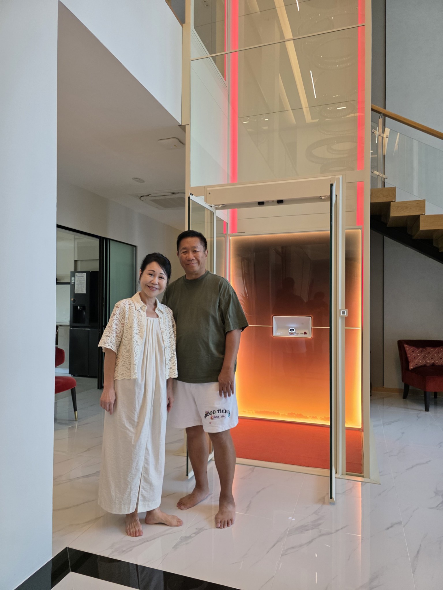 ดร.วิวัฒน์ วิฑูรย์เธียร & คุณซูซี่ คิม